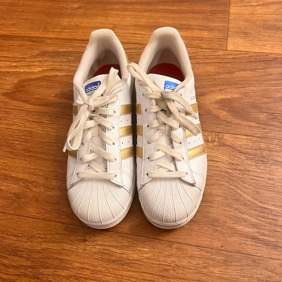 Shell toe adidas white and gold - Picture 1 of 2